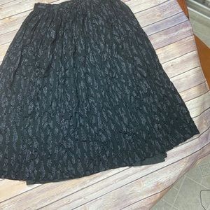 Evan Piccone Black Shimmery Skirt